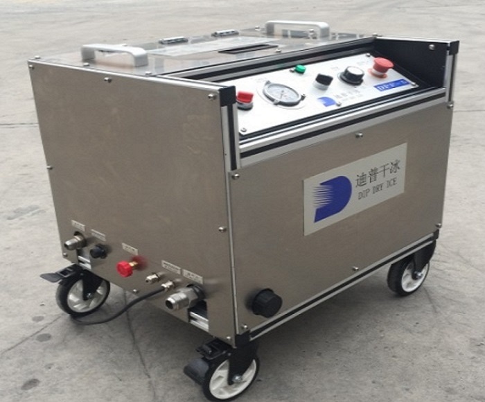 Snow Dry Ice Blasting Machine for Soft Industrial Cleaning
